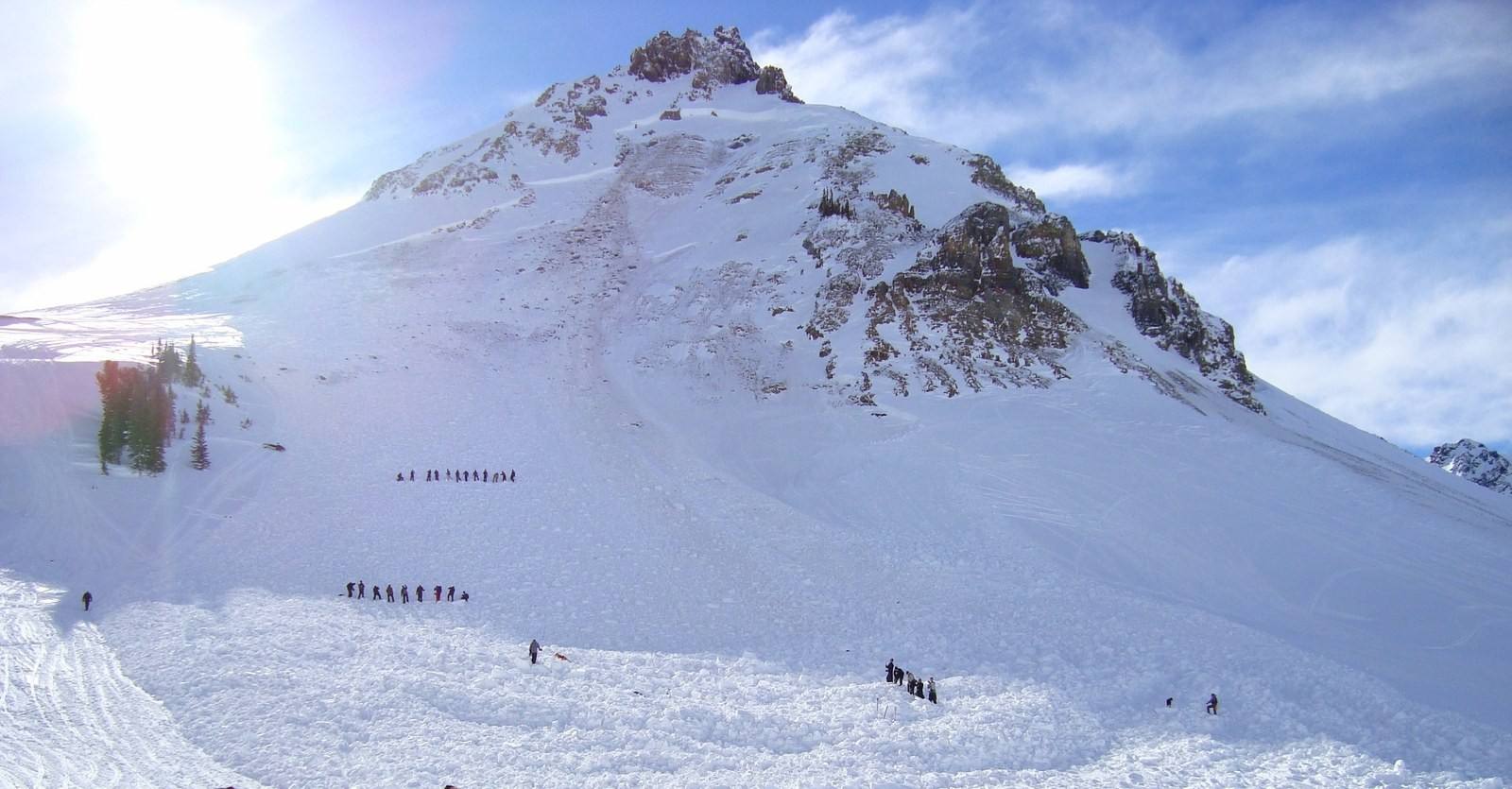 An avalanche rescue scene on a snow-covered slope at Crown Butte. Illustrative photo.